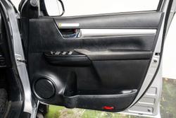 2022 Toyota Hilux SR5