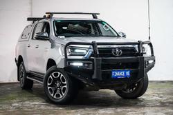 2022 Toyota Hilux SR5