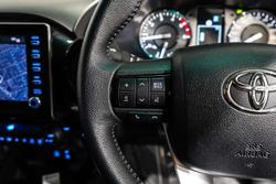 2022 Toyota Hilux SR5