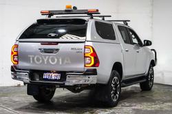 2022 Toyota Hilux SR5