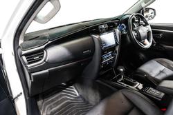 2023 Toyota Fortuner GXL