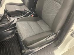 2018 Toyota Hilux Workmate TGN121R 4x2 Glacier White