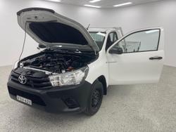 2018 Toyota Hilux Workmate TGN121R 4x2 Glacier White