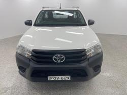 2018 Toyota Hilux Workmate TGN121R 4x2 Glacier White