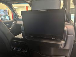2024 Toyota LANDCRUISER LC300 3.3L V6 DSL Sahara 7 Seats