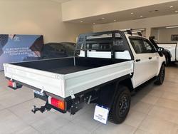 2022 Toyota Hilux 4x4 2.8L DSL D/C/C 6AT SR
