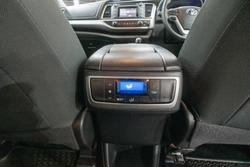 2018 Toyota Kluger GX