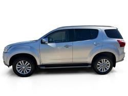 2017 Isuzu MU-X LS-T