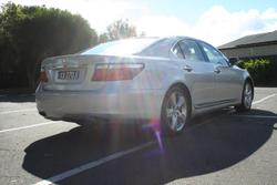 2007 Lexus LS 460