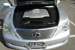 2007 Lexus LS 460