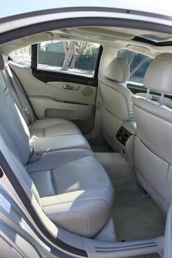 2007 Lexus LS 460