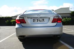 2007 Lexus LS 460