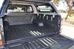 2024 Isuzu D-MAX LS-U