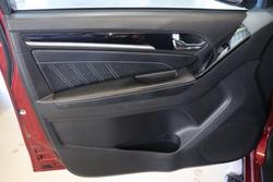 2020 Isuzu MU-X LS-T