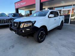2022 Nissan Navara ST-X