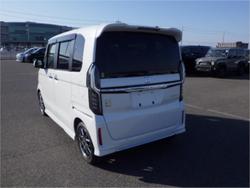 2021 Honda N-Box Custom Turbo