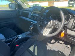 2026 Nissan Navara ST