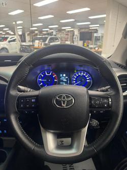 2019 Toyota Hilux SR5
