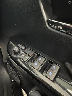 2019 Toyota Hilux SR5