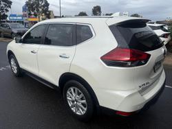 2022 Nissan X-TRAIL ST