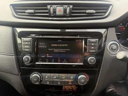 2022 Nissan X-TRAIL ST