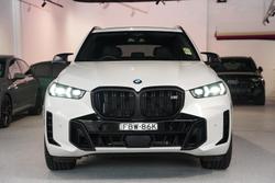 2023 BMW X5 M60i