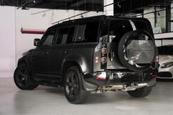 2024 Land Rover Defender 110 D300 X-Dynamic HSE