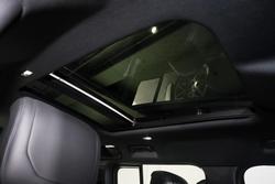 2024 Land Rover Defender 110 D300 X-Dynamic HSE
