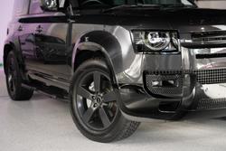 2024 Land Rover Defender 110 D300 X-Dynamic HSE
