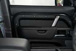 2024 Land Rover Defender 110 D300 X-Dynamic HSE