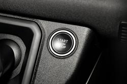2021 Land Rover Defender 110 D300 SE