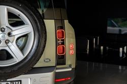 2021 Land Rover Defender 110 D300 SE