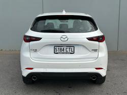2022 Mazda CX-5 Akera