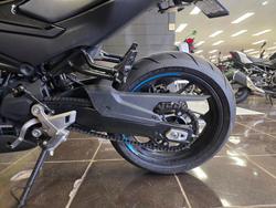 2025 CFMOTO 450 NK BLACK