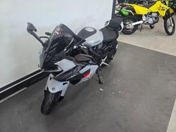 2025 CFMOTO 2025 CF Moto 675CC 675 SR-R ABS Aerolite Grey