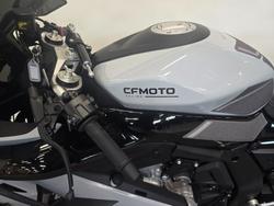 2025 CFMOTO 2025 CF Moto 675CC 675 SR-R ABS Aerolite Grey