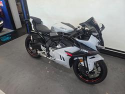 2025 CFMOTO 2025 CF Moto 675CC 675 SR-R ABS Aerolite Grey