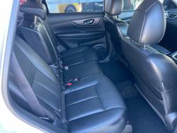 2016 Nissan X-TRAIL ST-L