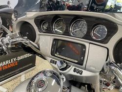 2014 Harley-Davidson CVO Ultra Limited (FLHTKSE)