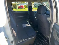 2013 Toyota Hilux SR