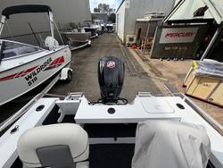 2026 QUINTREX 520 Top Ender