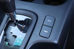 2022 Toyota Hilux SR
