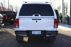 2022 Toyota Hilux SR