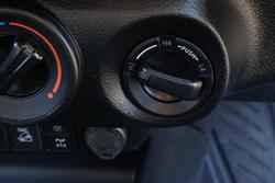 2022 Toyota Hilux SR