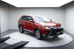 2017 Mitsubishi Outlander LS Safety Pack