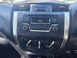 2018 Nissan Navara RX