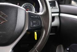 2014 Suzuki Swift GL Navigator