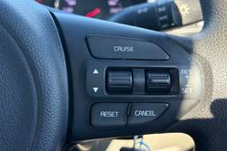 2016 Kia Carnival S