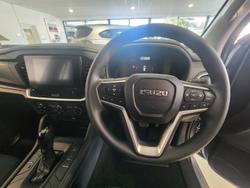 2025 Isuzu MU-X LS-M