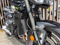 2025 Triumph STREET TRIPLE RS Phantom Black
